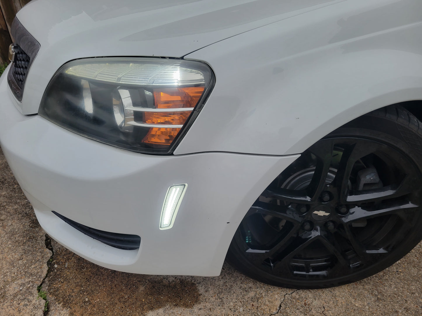 Pontiac G8 and Chevy Caprice LED Parking Lights (White)
