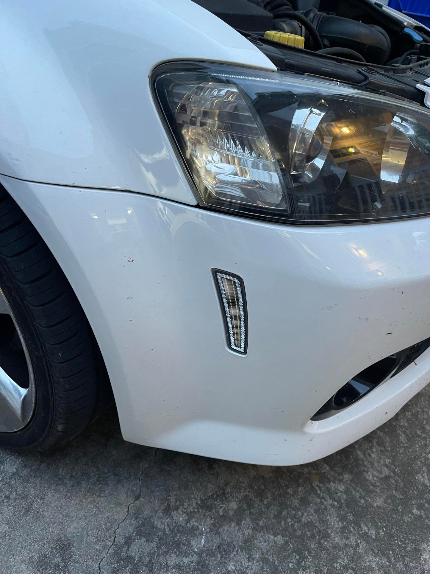 Pontiac G8 and Chevy Caprice LED Parking Lights (White)