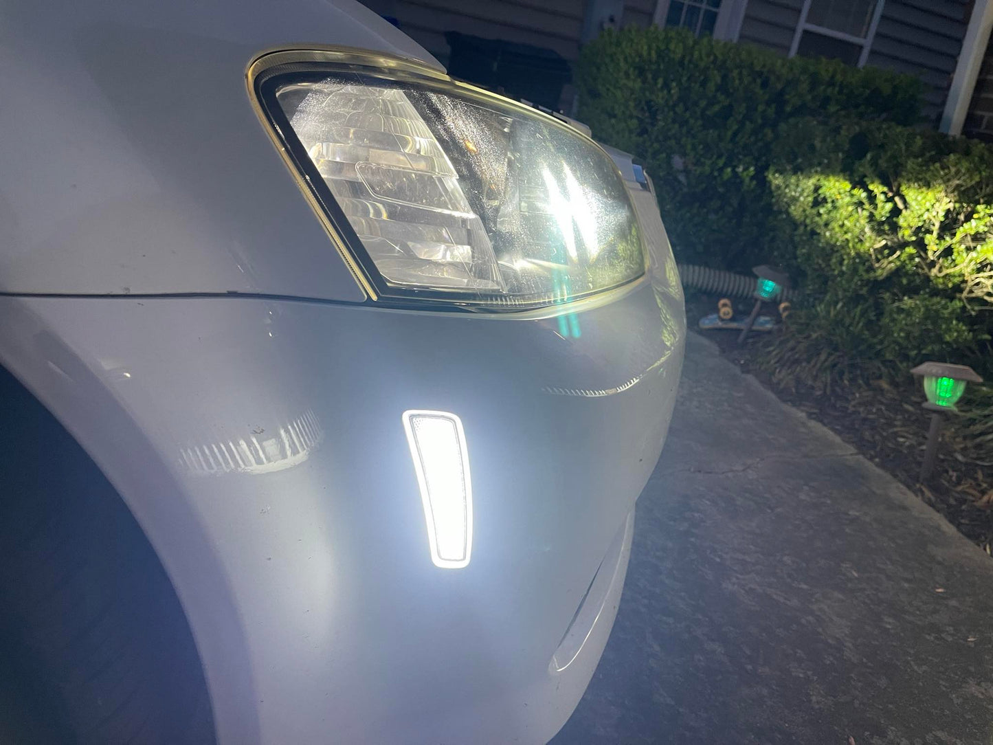 Pontiac G8 and Chevy Caprice LED Parking Lights (White)