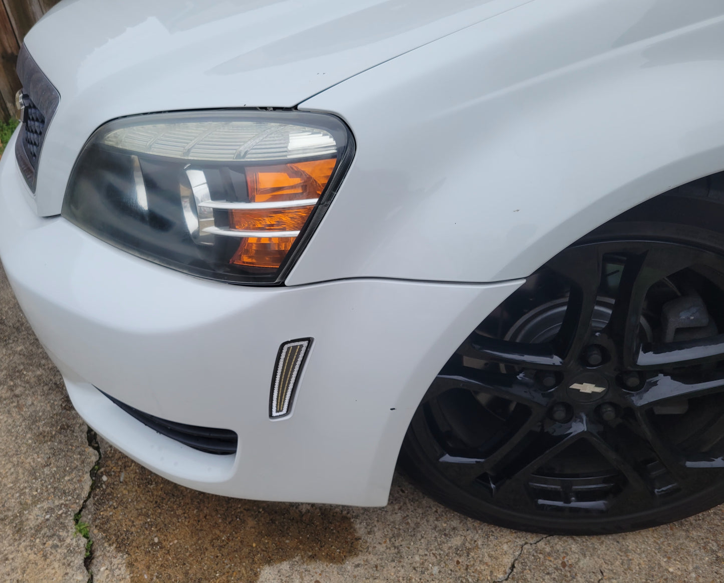 Pontiac G8 and Chevy Caprice LED Parking Lights (White)