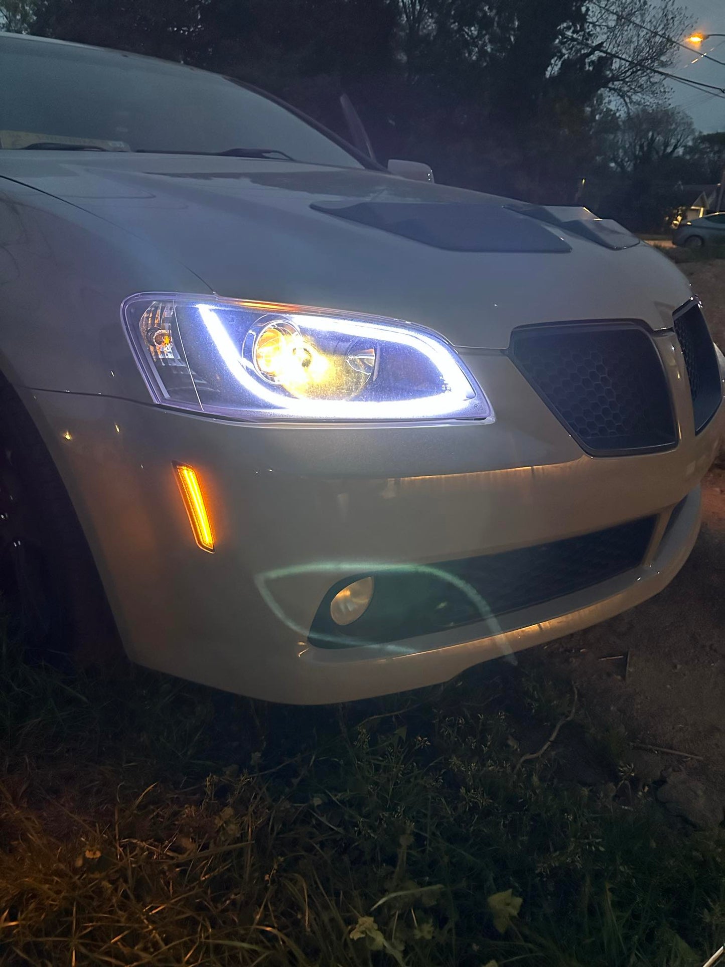 Pontiac G8 and Chevy Caprice Tinted LED Parking Lights (Amber)